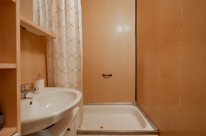Pronájem bytu 2+kk, Tábor, nám. Přátelství, 40 m2