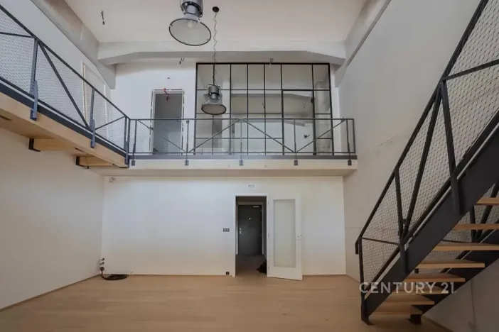 Prodej kanceláře, Praha - Vysočany, Kolbenova, 176 m2