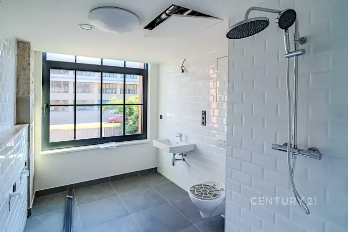 Prodej kanceláře, Praha - Vysočany, Kolbenova, 144 m2