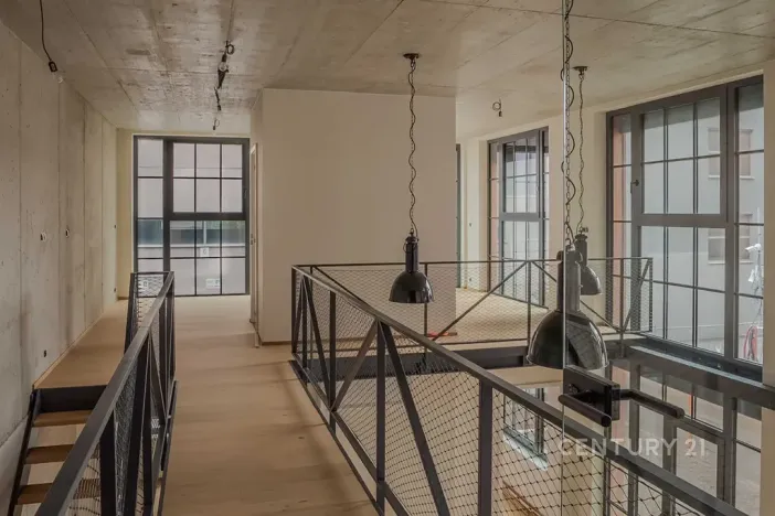 Prodej atypického bytu, Praha - Vysočany, Kolbenova, 181 m2