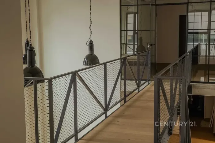 Prodej kanceláře, Praha - Vysočany, Kolbenova, 181 m2