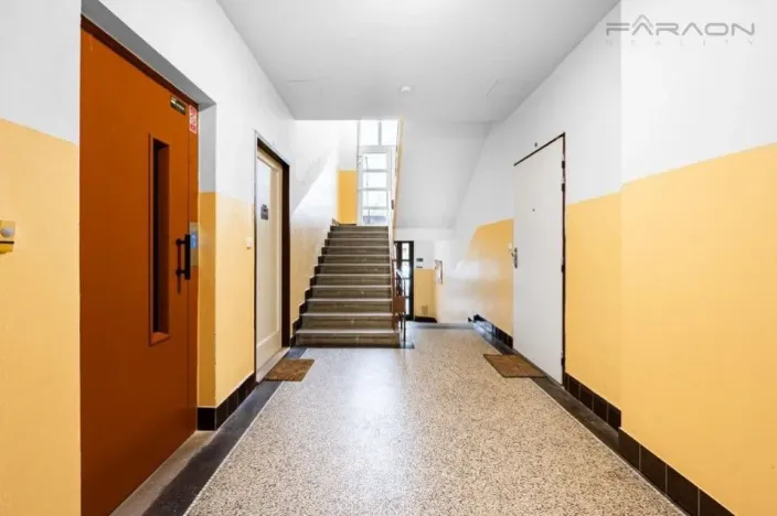 Pronájem bytu 2+kk, Praha - Michle, Jihlavská, 49 m2