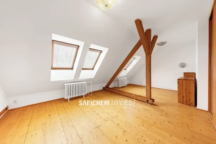 Prodej bytu 2+1, Praha - Vinohrady, Moravská, 104 m2