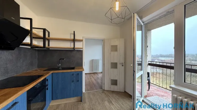 Prodej bytu 4+1, Stádlec, 83 m2