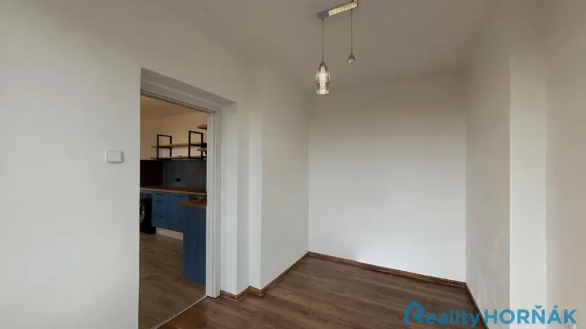 Prodej bytu 4+1, Stádlec, 83 m2