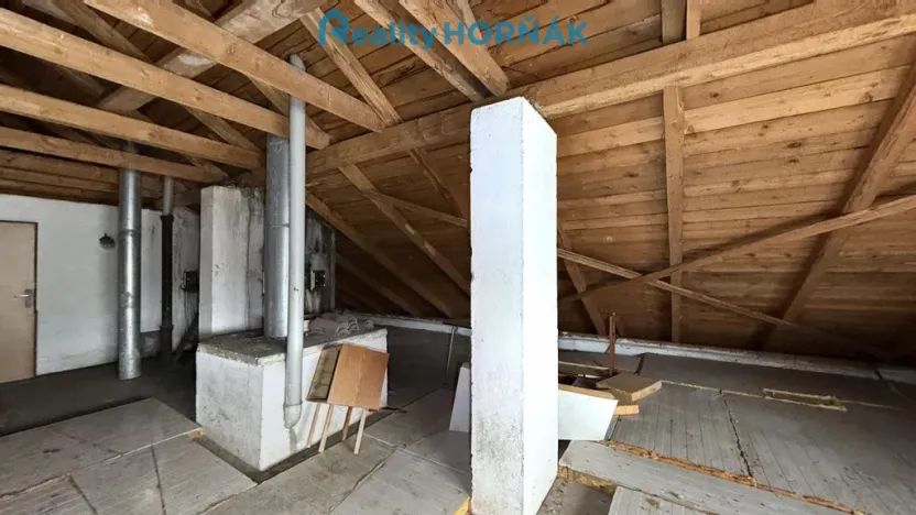 Prodej bytu 4+1, Stádlec, 83 m2