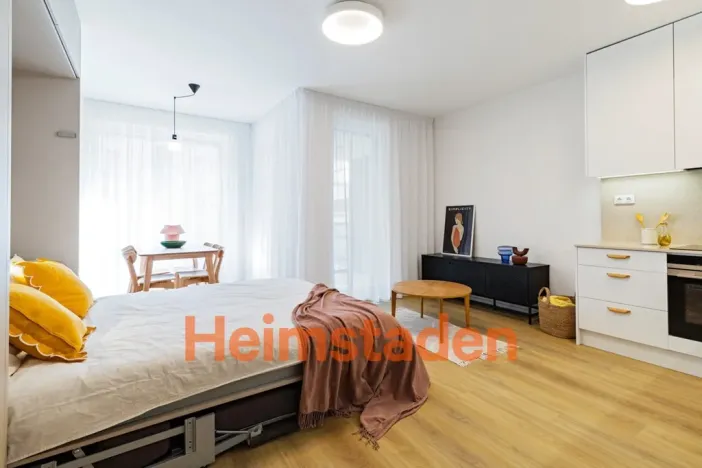 Pronájem bytu 1+kk, Praha - Holešovice, Vrbenského, 37 m2