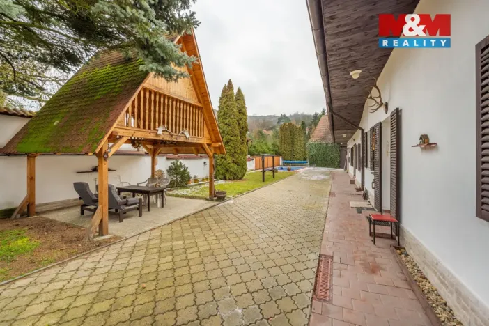 Prodej rodinného domu, Račice, 250 m2