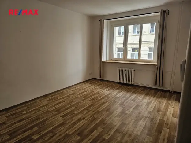Pronájem bytu 1+kk, Kladno, Čermákova, 30 m2
