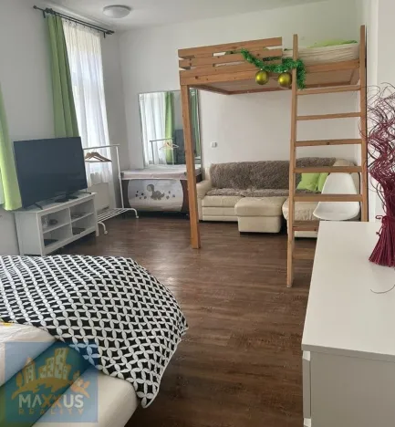 Pronájem bytu 3+kk, Praha - Karlín, Křižíkova, 74 m2