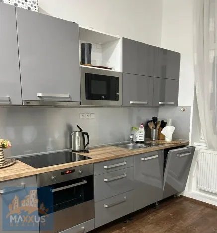 Pronájem bytu 3+kk, Praha - Karlín, Křižíkova, 74 m2