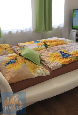 Pronájem bytu 3+kk, Praha - Karlín, Křižíkova, 74 m2