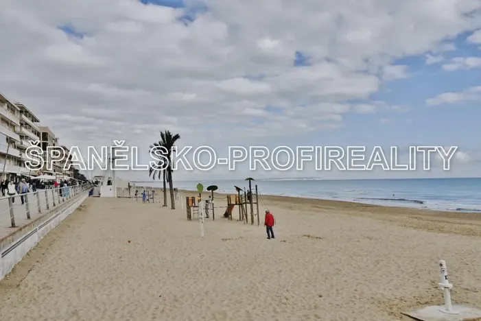 Prodej rodinného domu, Guardamar del Segura, Španělsko, 88 m2