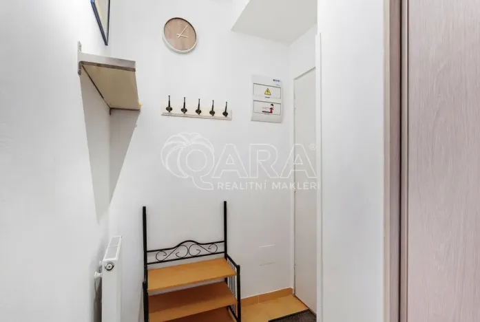 Prodej bytu 2+kk, Praha - Uhříněves, Ingrišova, 37 m2