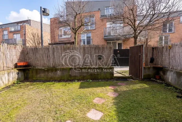 Prodej bytu 2+kk, Praha - Uhříněves, Ingrišova, 37 m2