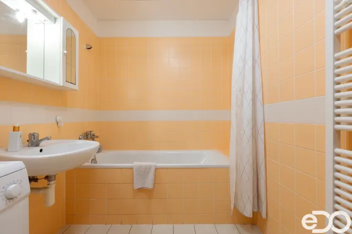 Prodej bytu 2+kk, Praha, Za zámečkem, 55 m2