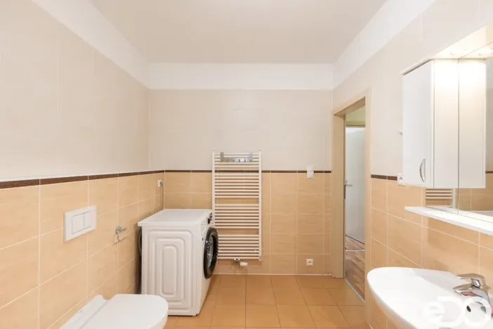 Prodej bytu 3+kk, Praha, Břežánecká, 83 m2