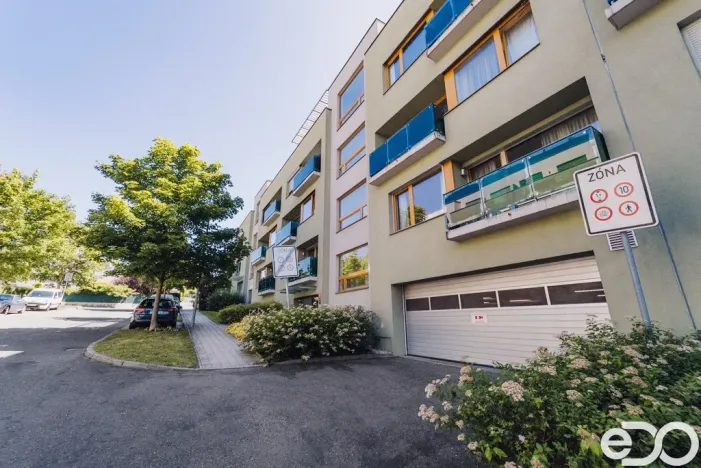 Prodej bytu 3+kk, Praha, Břežánecká, 83 m2