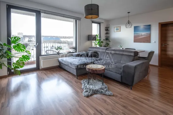 Prodej bytu 2+kk, Praha - Vysočany, Sousedíkova, 60 m2