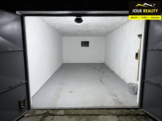 Prodej garáže, Opava, Jiráskova, 17 m2