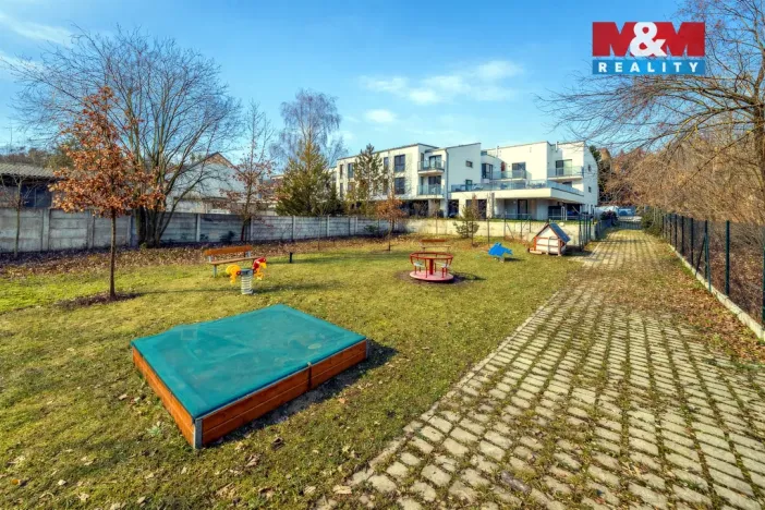 Prodej bytu 3+kk, Praha - Hrdlořezy, Mezilehlá, 70 m2