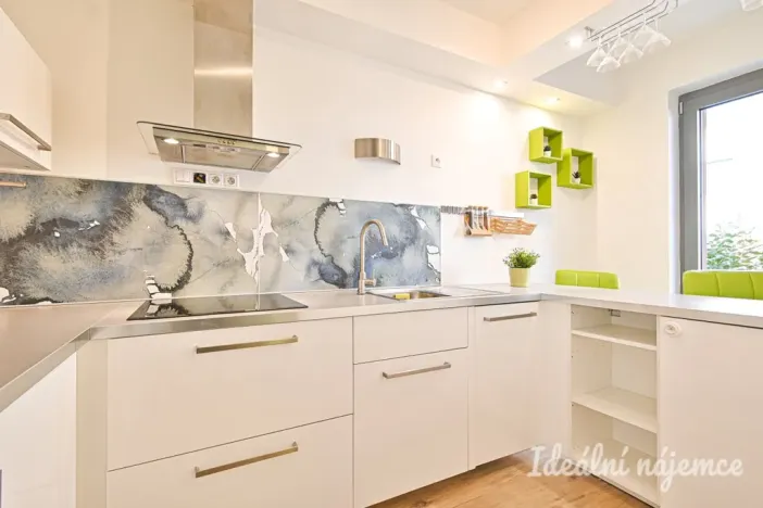 Pronájem bytu 2+kk, Brno, Mojmírovo náměstí, 44 m2