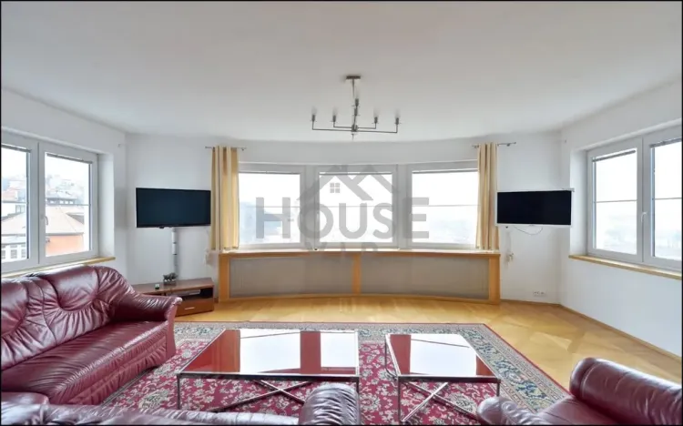 Pronájem kanceláře, Praha - Smíchov, Nový Zlíchov, 839 m2