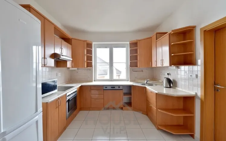 Pronájem kanceláře, Praha - Smíchov, Nový Zlíchov, 839 m2