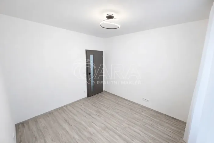 Pronájem bytu 2+kk, Praha - Hlubočepy, Fabiánové, 49 m2