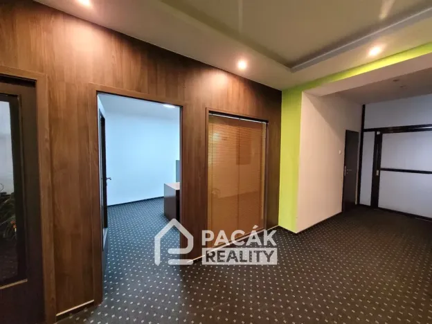 Pronájem kanceláře, Olomouc, Dolní náměstí, 10 m2