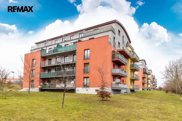 Prodej bytu 2+kk, Praha - Štěrboholy, Andersenova, 52 m2