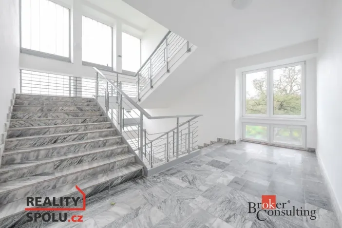 Pronájem bytu 1+kk, Mlékojedy, 47 m2