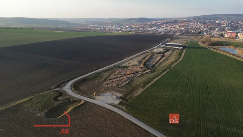 Prodej komerčního pozemku, Uherský Brod, 5403 m2