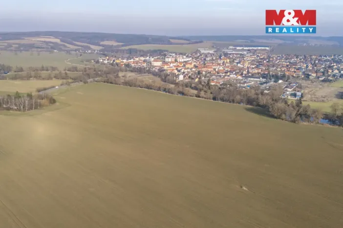 Prodej pole, Město Touškov, 9684 m2