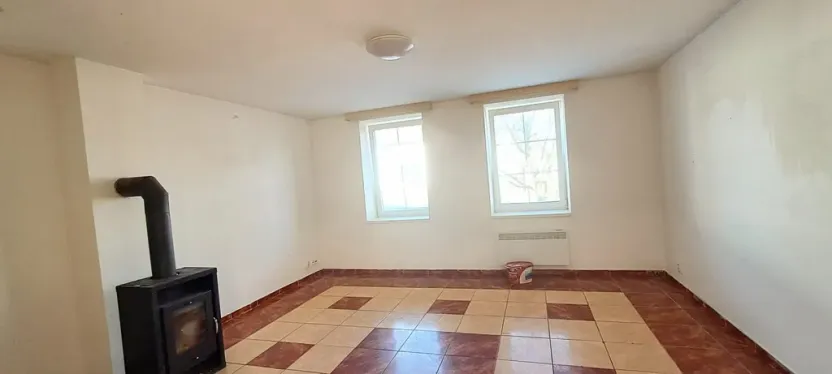 Pronájem bytu 1+kk, Peruc - Černochov, 30 m2