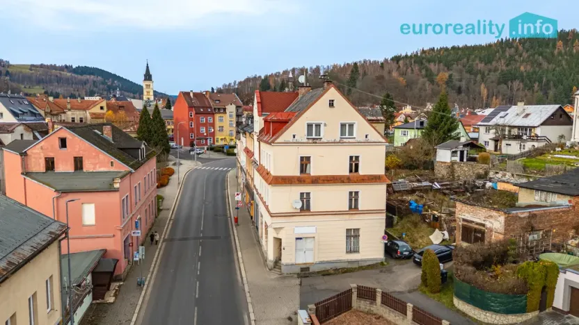 Prodej rodinného domu, Kraslice, Dukelská, 267 m2