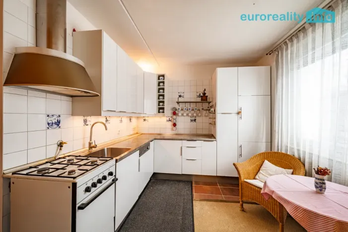 Prodej bytu 2+1, Mariánské Lázně, Podhorská, 60 m2