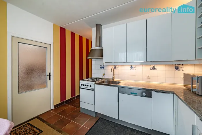 Prodej bytu 2+1, Mariánské Lázně, Podhorská, 60 m2