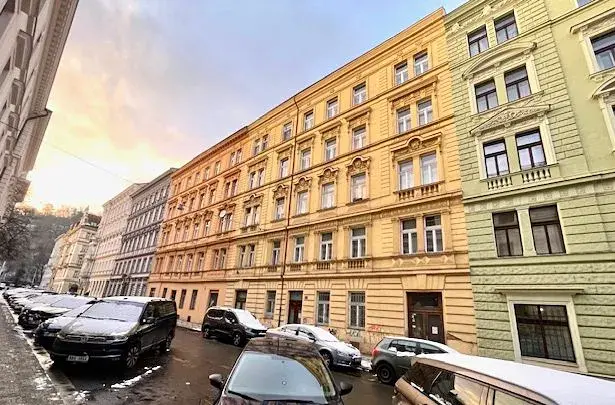 Prodej bytu 3+1, Praha - Malá Strana, Petřínská, 75 m2
