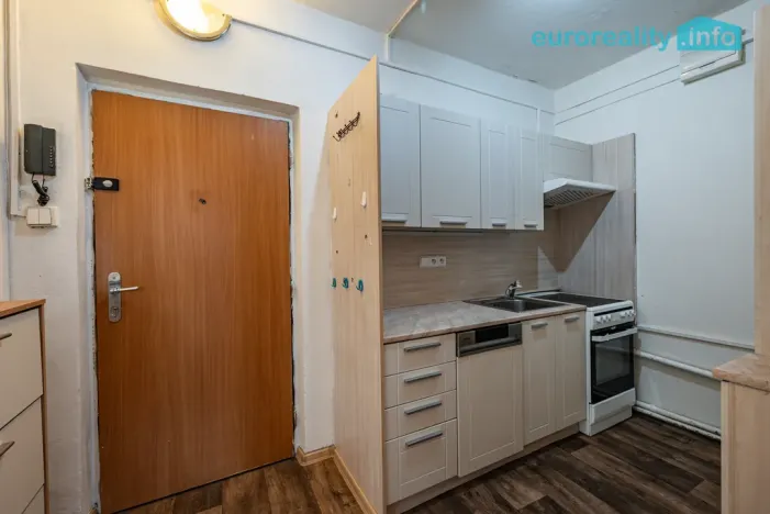 Prodej bytu 2+kk, Habartov, Čs. armády, 36 m2