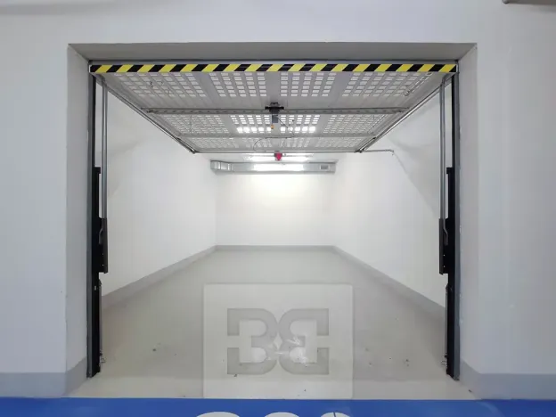 Pronájem bytu 2+kk, Praha - Žižkov, Olšanská, 66 m2