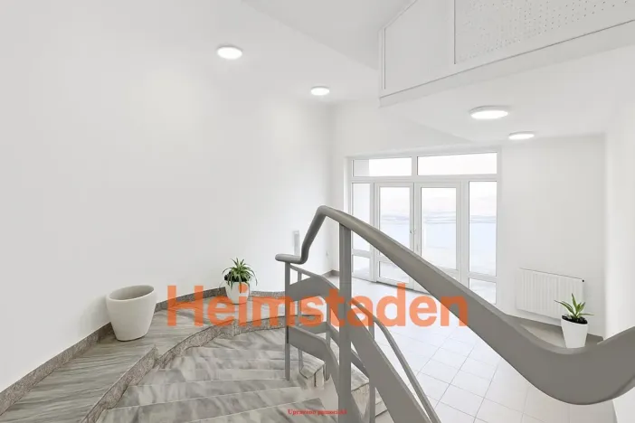 Pronájem obchodního prostoru, Havířov - Město, nám. Republiky, 376 m2