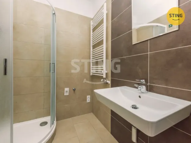 Prodej bytu 1+kk, Pardubice, Pod Vinicí, 40 m2