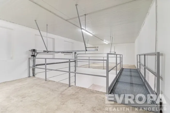 Prodej skladu, Havlíčkův Brod, Čechova, 819 m2