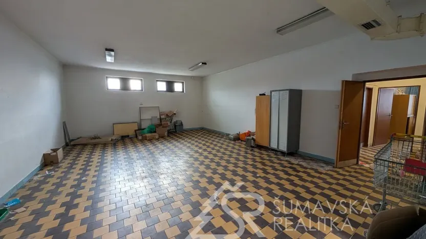 Prodej obchodního prostoru, Předslav, 494 m2