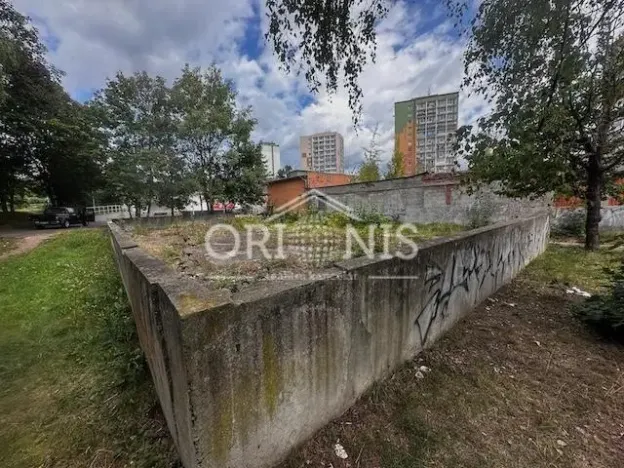 Prodej komerčního pozemku, Chomutov, Bezručova, 1120 m2