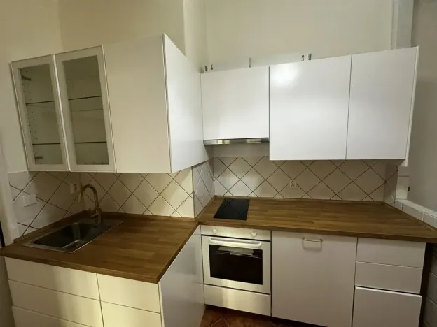 Pronájem bytu 2+1, Praha - Nusle, 5. května, 60 m2