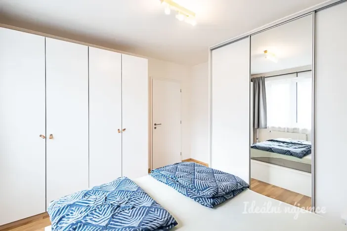 Pronájem bytu 2+kk, Praha - Vysočany, Strnadových, 59 m2