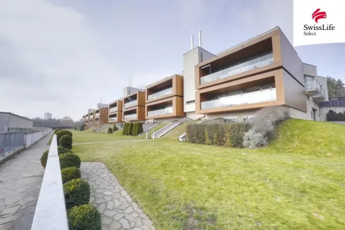 Pronájem bytu 2+kk, Praha - Hloubětín, Mezitraťová, 53 m2