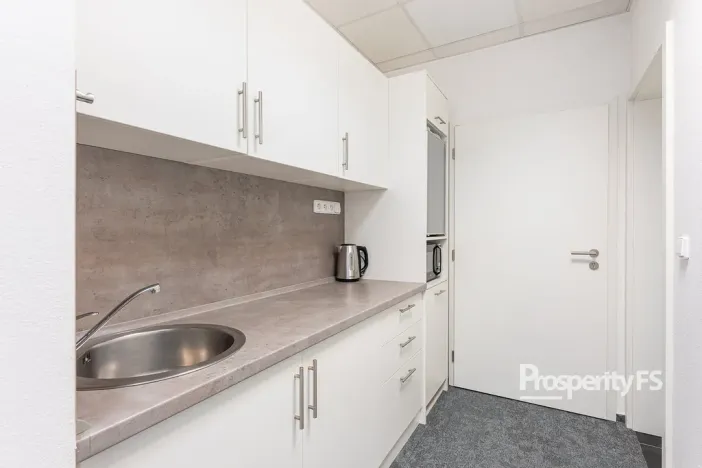 Pronájem kanceláře, Brno - Štýřice, Pražákova, 13 m2